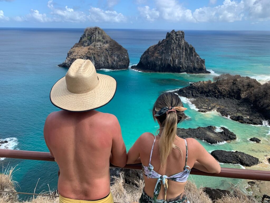 Diferença entre o Ilha Tour privativo e coletivo