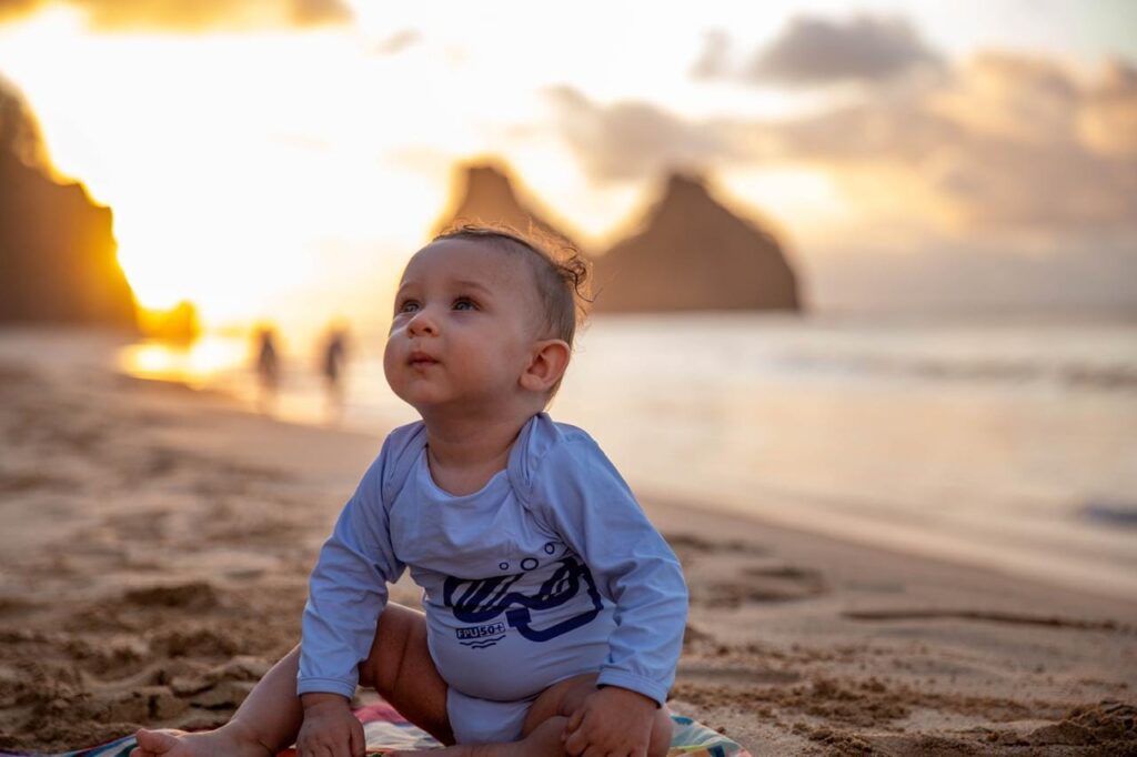 Ilha tour com criança em Noronha